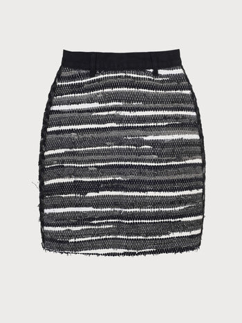 Zero-Waste Skirt in Rug Technique