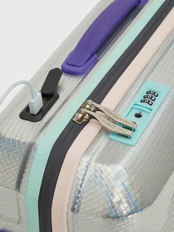 Small Smart-Suitcase